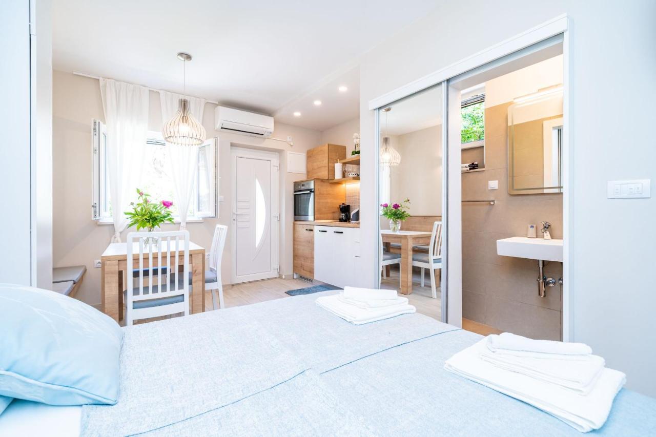 Studio Apartment Lapad Dubrovnik Eksteriør billede